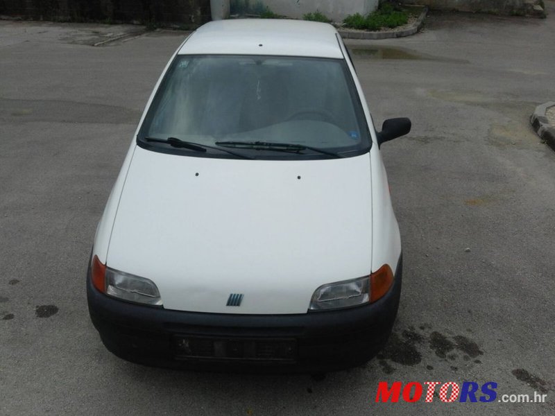 1998' Fiat Punto photo #1