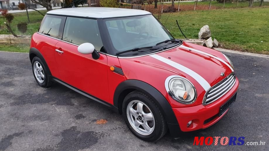 2008' MINI Cooper photo #4