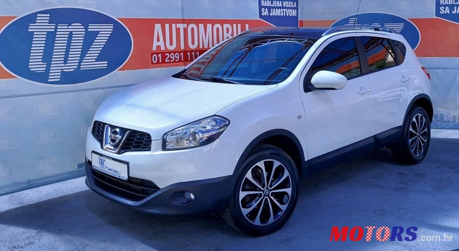 2011' Nissan Qashqai photo #1