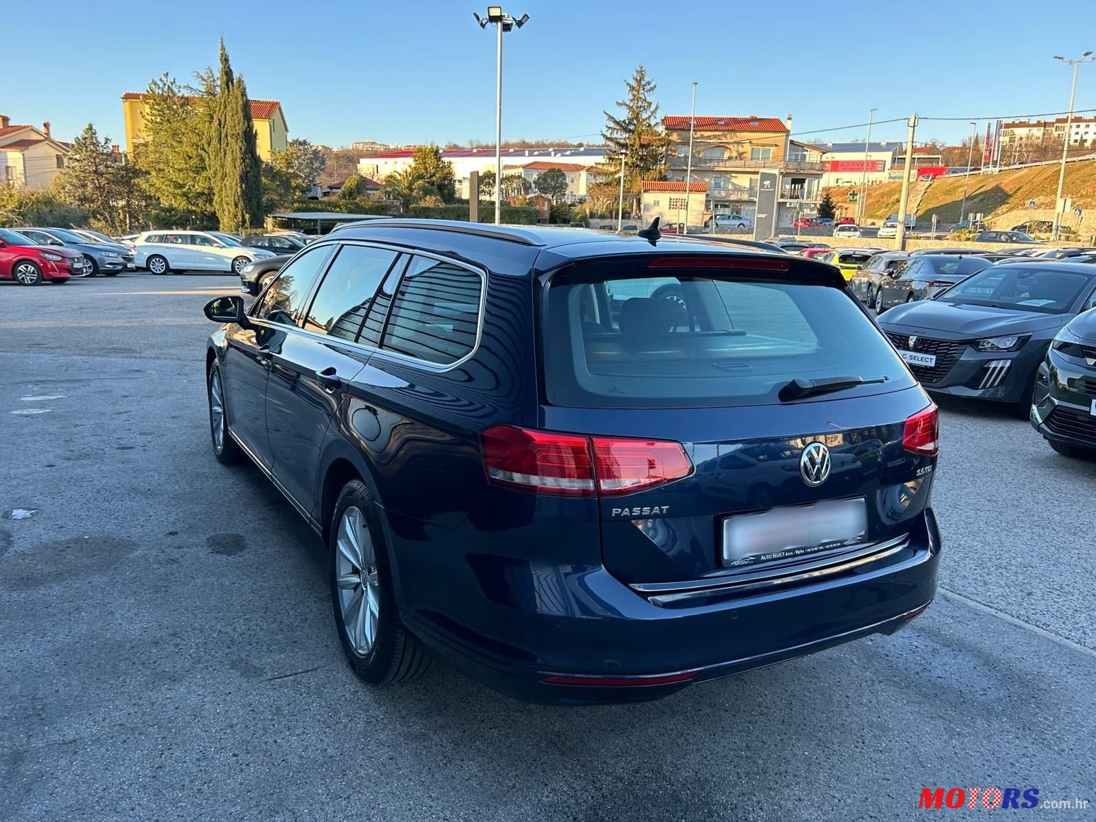 2015' Volkswagen Passat Variant photo #6