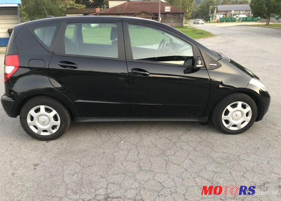 2011' Mercedes-Benz A-Klasa 160 Cdi photo #1