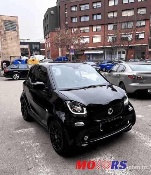 2019' Smart Eq Fortwo Coupe photo #2