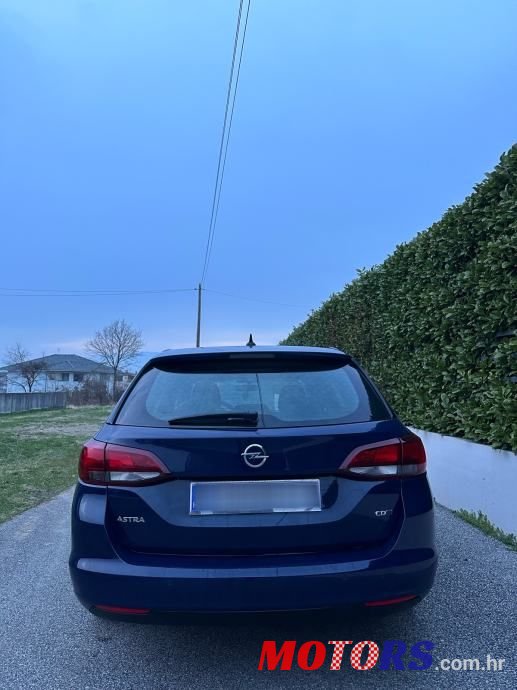2017' Opel Astra 1.6 Cdti photo #3