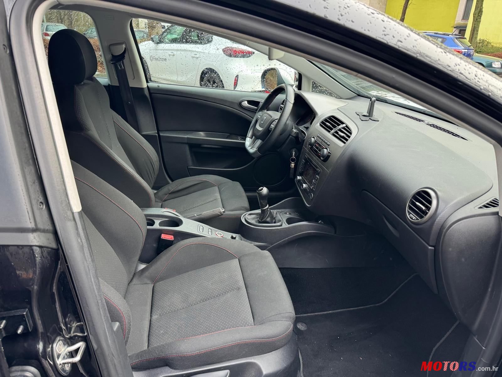 2012' SEAT Leon 2.0 Tdi Fr photo #6