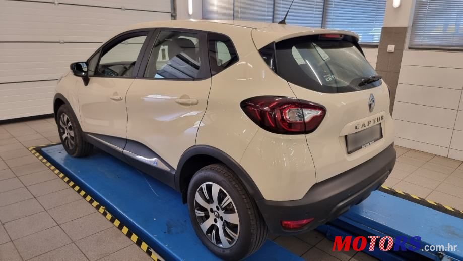 2018' Renault Captur Tce photo #4