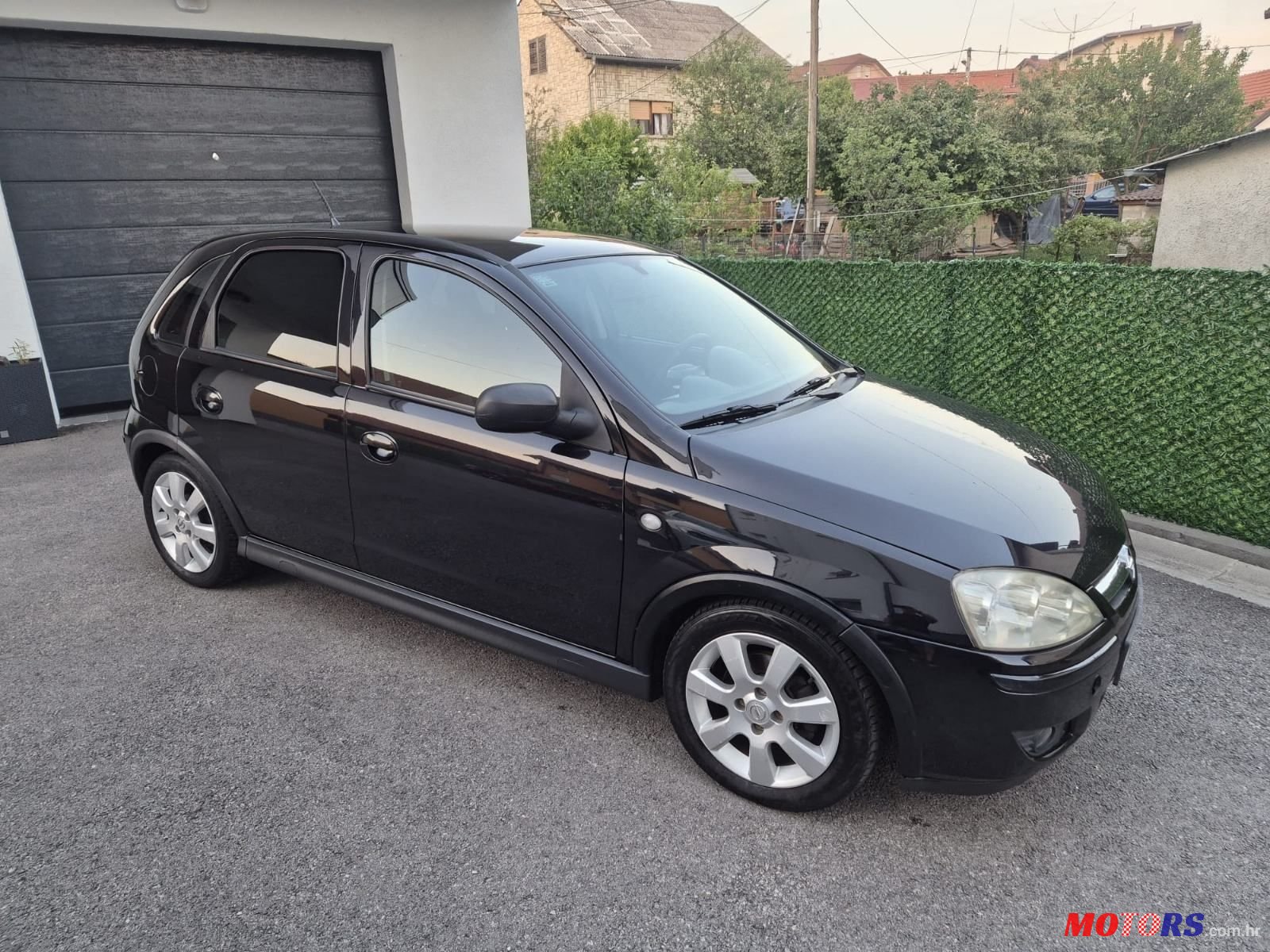 2006' Opel Corsa Sport 1,3 Cdti photo #1