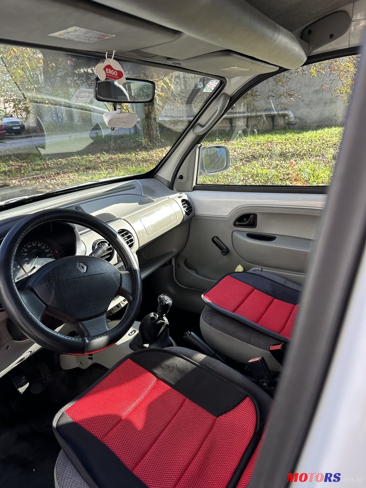 2002' Renault Kangoo 1,5 Dci photo #3