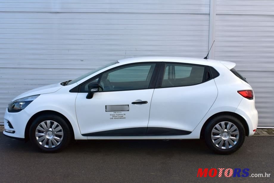 2017' Renault Clio photo #3