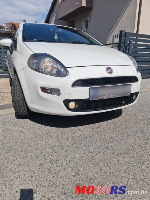 2014' Fiat Punto photo #4
