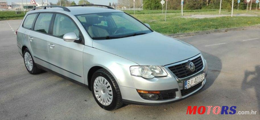 2005' Volkswagen Passat Variant photo #3