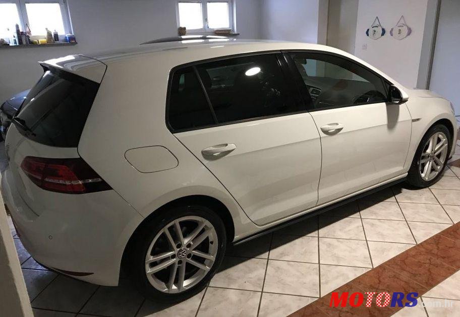 2014' Volkswagen Golf VII photo #1