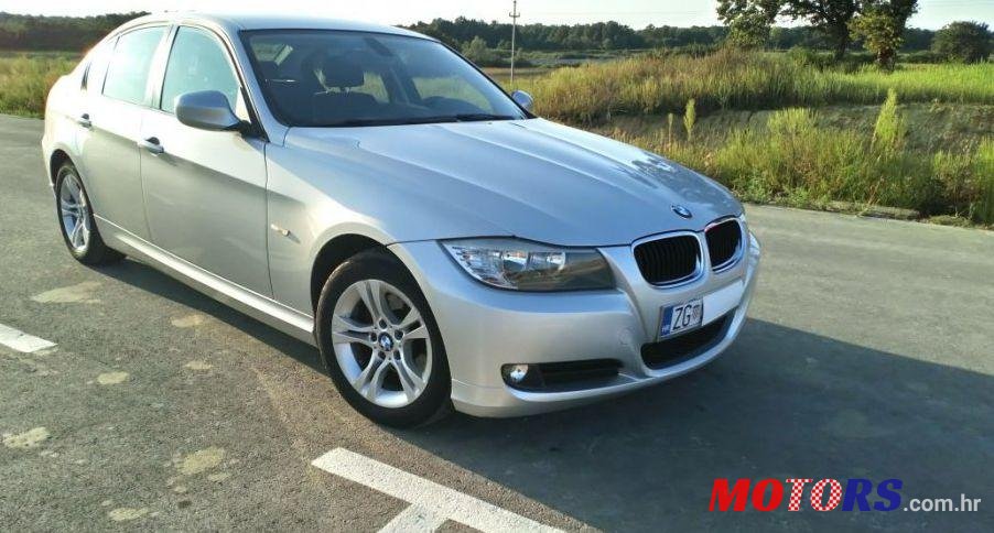 2012' BMW Serija 3 320D photo #1