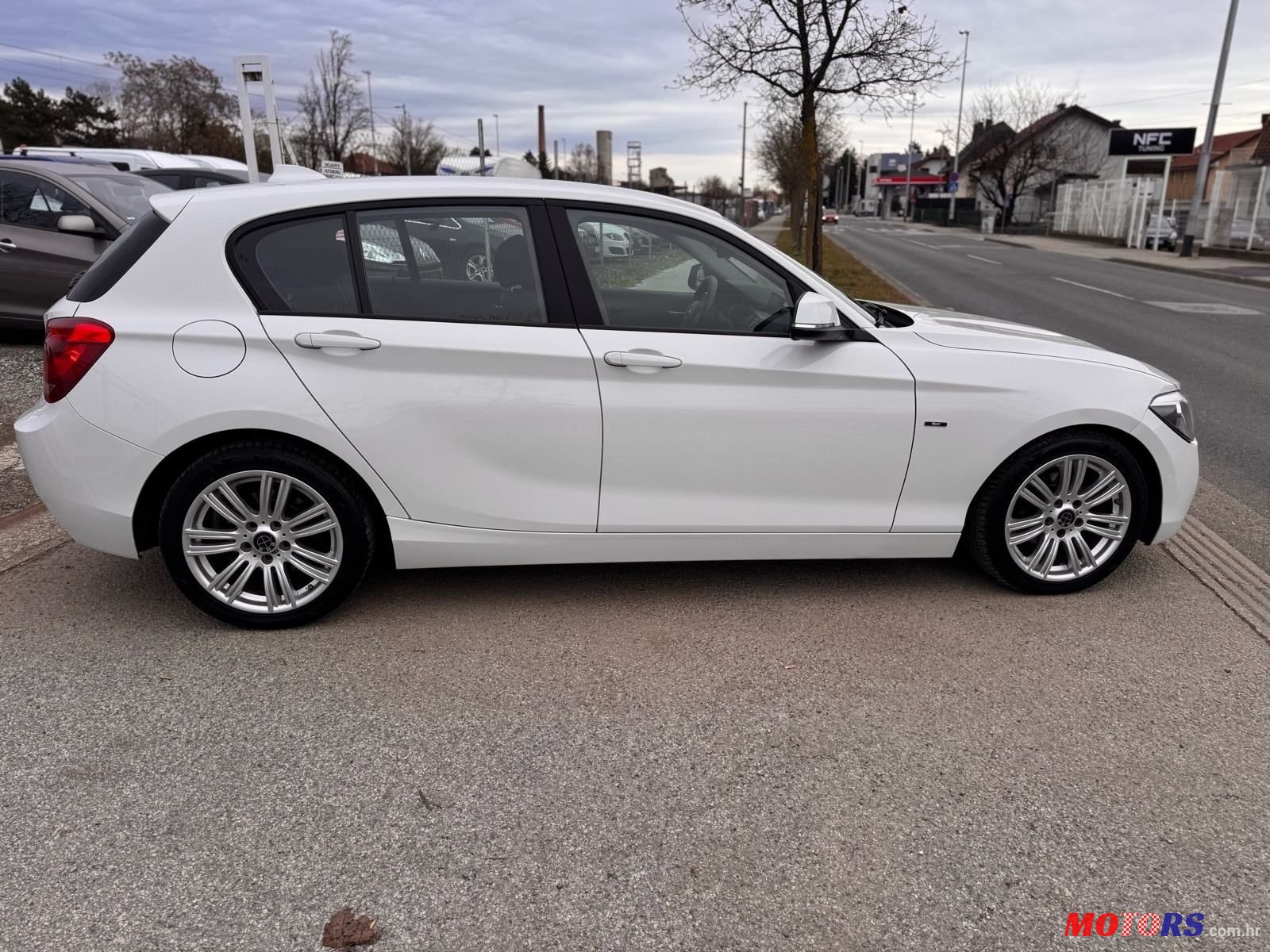 2012' BMW Serija 1 116I Sport photo #5