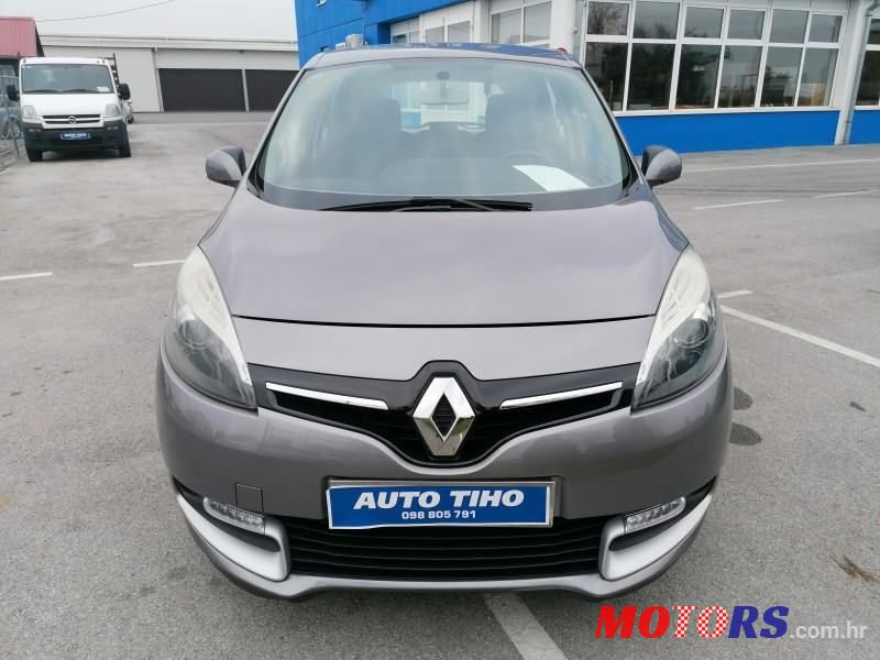 2015' Renault Scenic Dci photo #2
