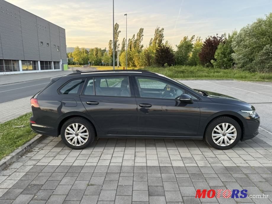 2021' Volkswagen Golf VIII Variant photo #5