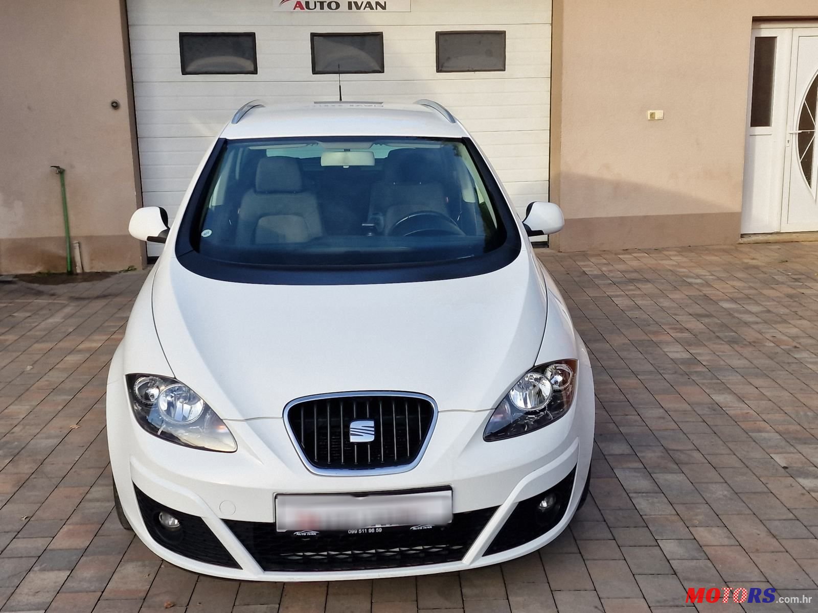 2010' SEAT Altea 1,6 Tdi Sport photo #4