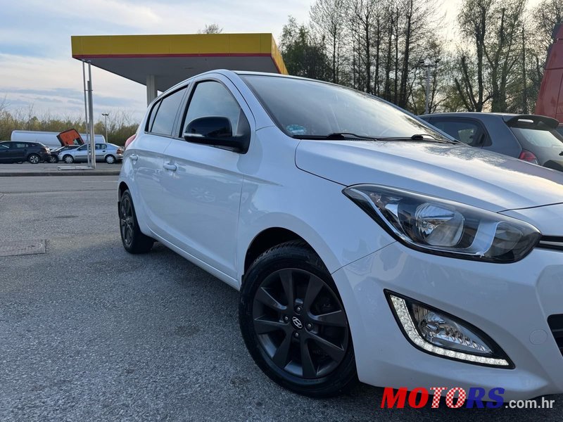 2014' Hyundai i20 1,2 photo #2