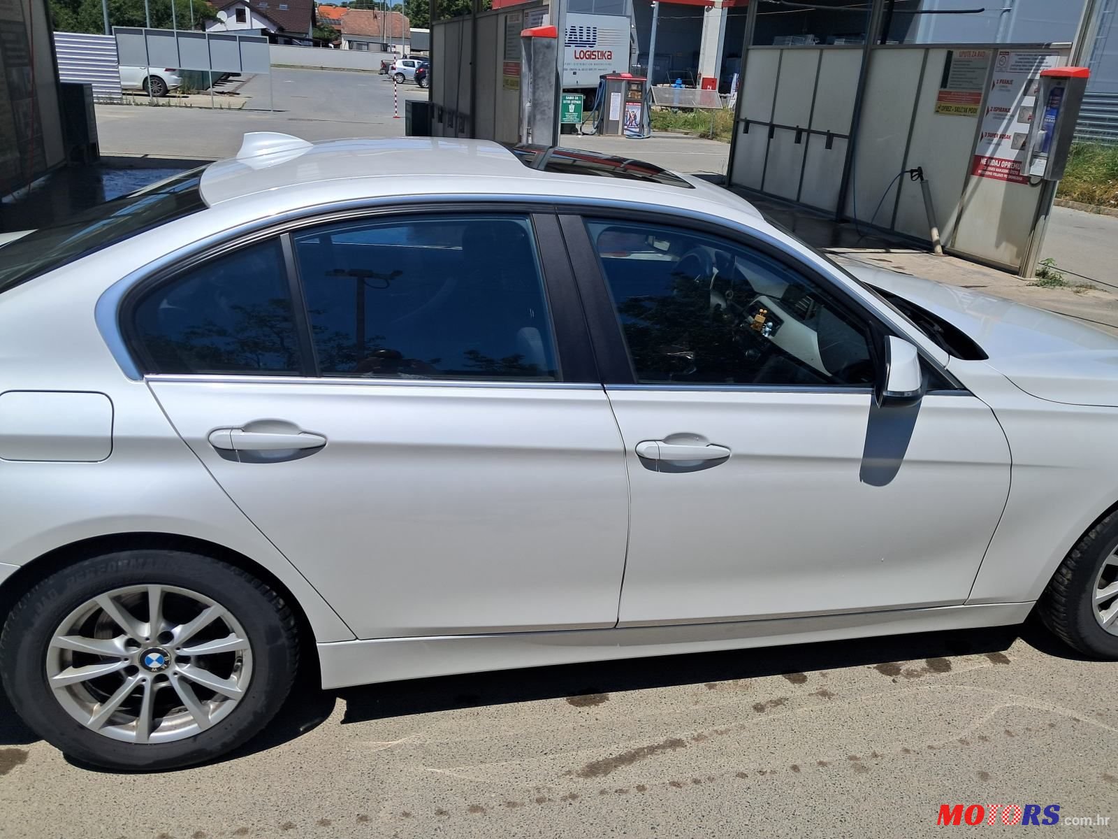 2015' BMW Serija 3 320D photo #4
