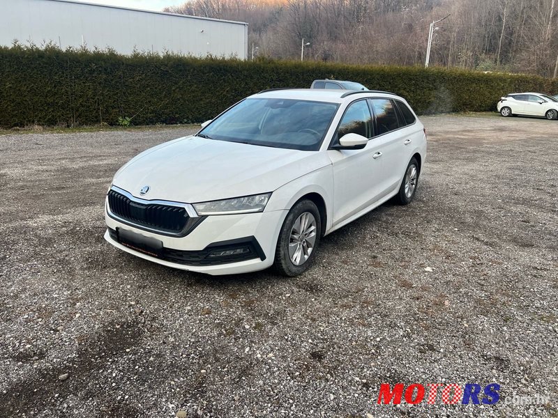 2022' Skoda Octavia Combi photo #5