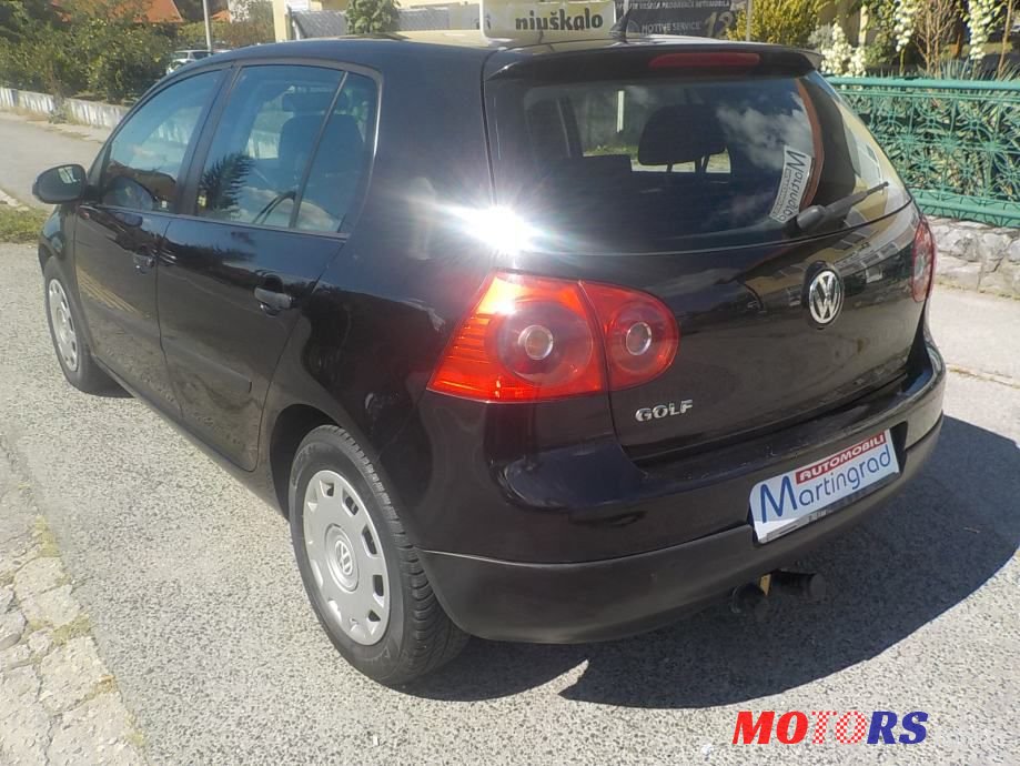 2006' Volkswagen Golf 5 photo #5