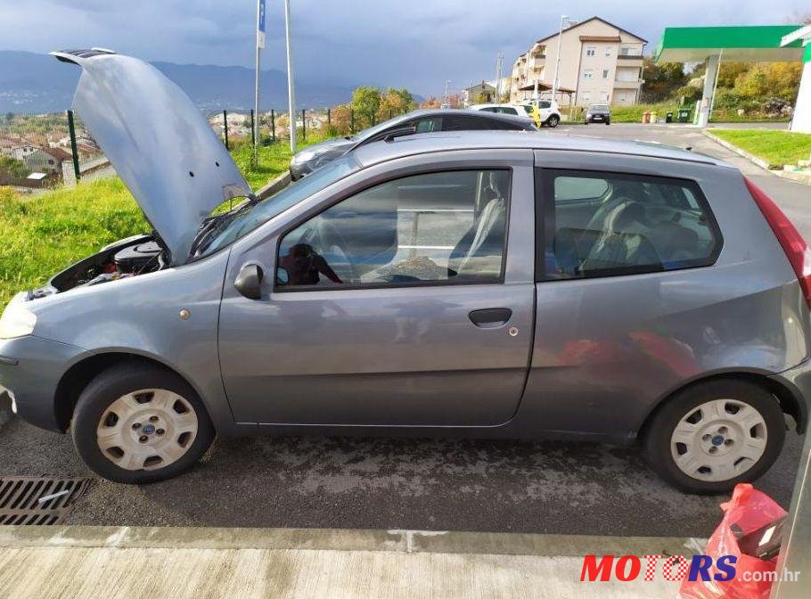2005' Fiat Punto photo #3