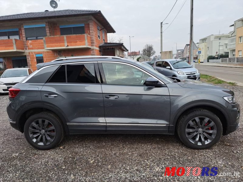 2020' Volkswagen T-Roc 2,0 Tdi photo #5