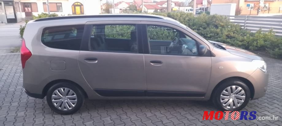 2013' Dacia Lodgy 1,5 Dci 90 photo #4