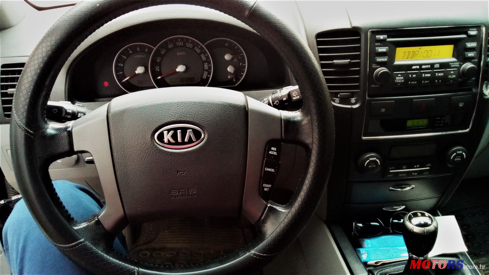 2009' Kia Sorento photo #3