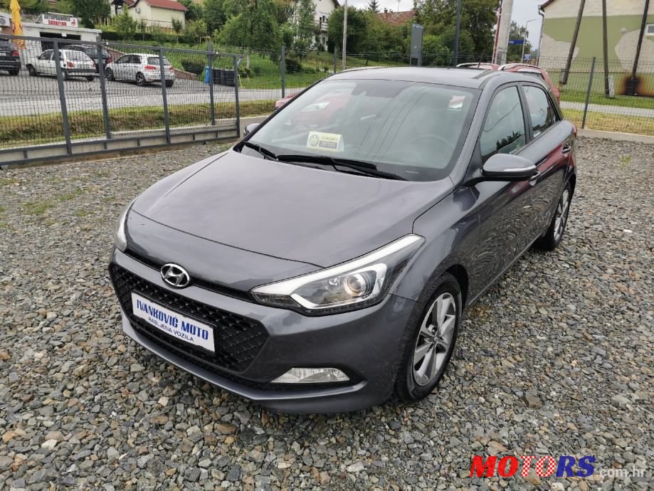 2015' Hyundai i20 1,1 Crdi photo #1