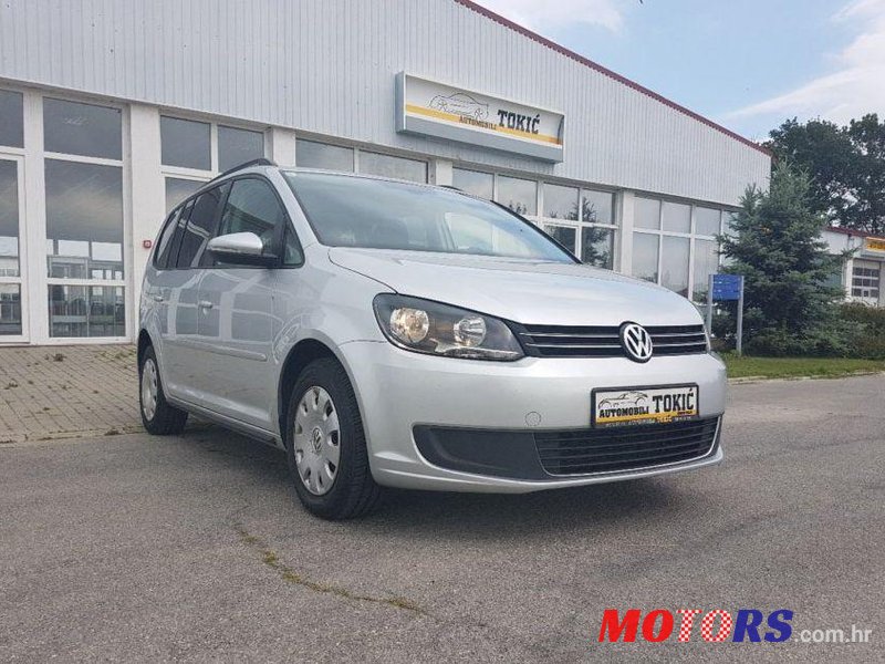 2012' Volkswagen Touran 1,6 Tdi photo #2