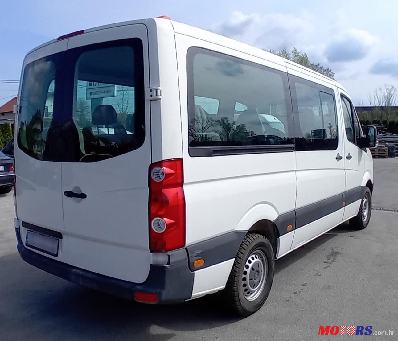 2010' Volkswagen Crafter Kombi photo #5