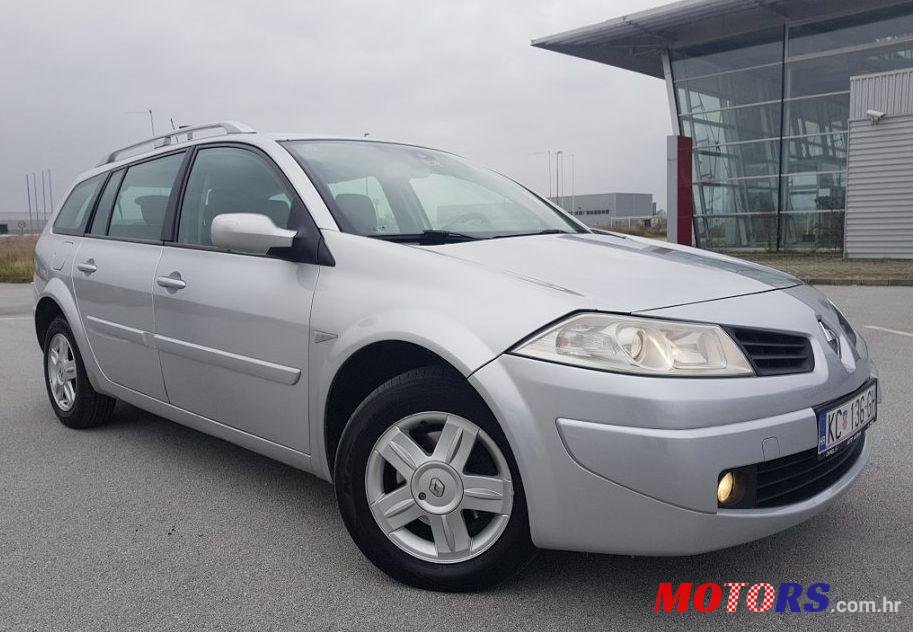 2009' Renault Megane Grandtour photo #1