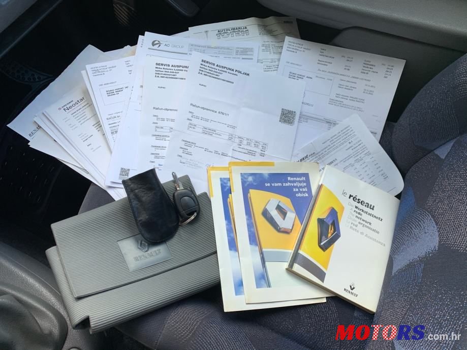 1998' Renault Clio 1,4 photo #4