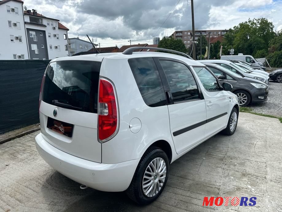 2012' Skoda Roomster 1,6 Tdi photo #6