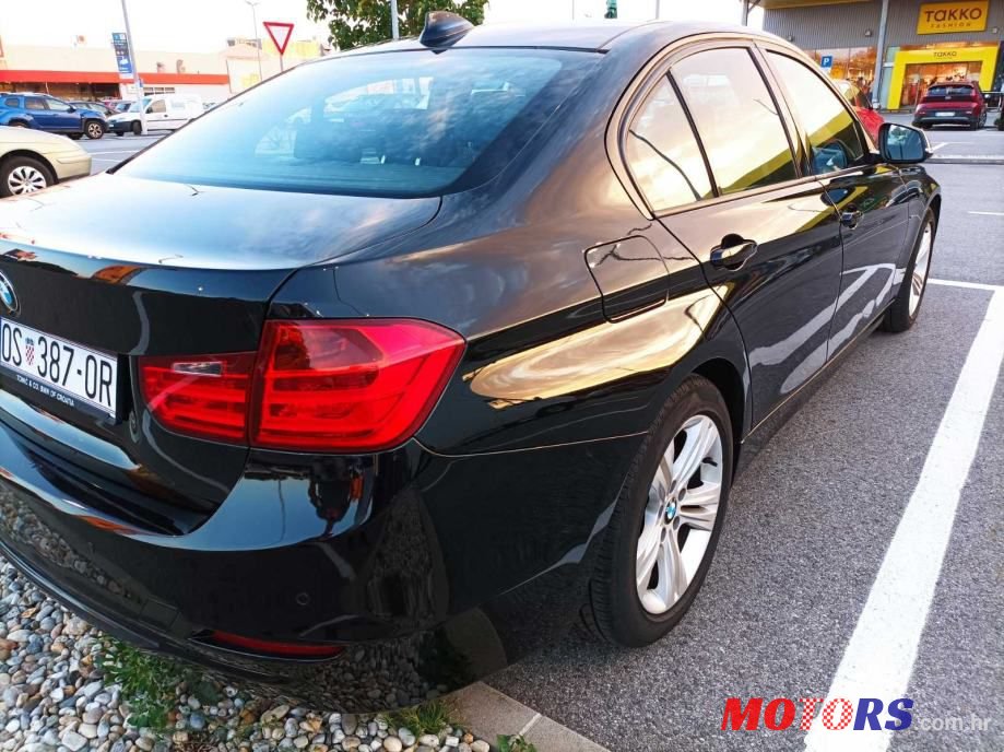 2013' BMW Serija 3 318D photo #6