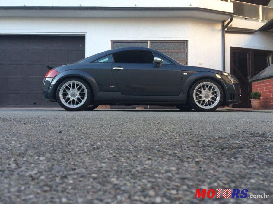 2003' Audi TT 3.2 photo #2