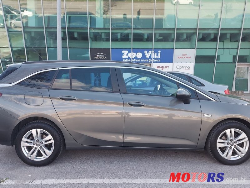 2019' Opel Astra Karavan photo #4