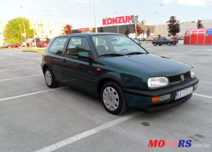 1995' Volkswagen Golf III 1.9D photo #2