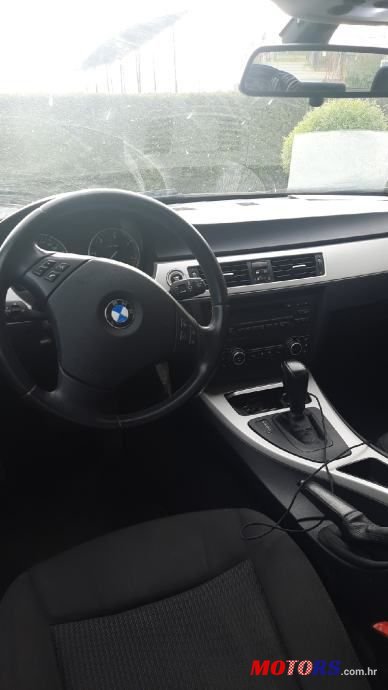 2010' BMW Serija 3 320D photo #3