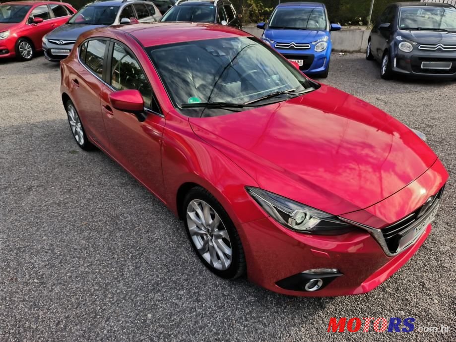 2014' Mazda 3 Sport photo #2