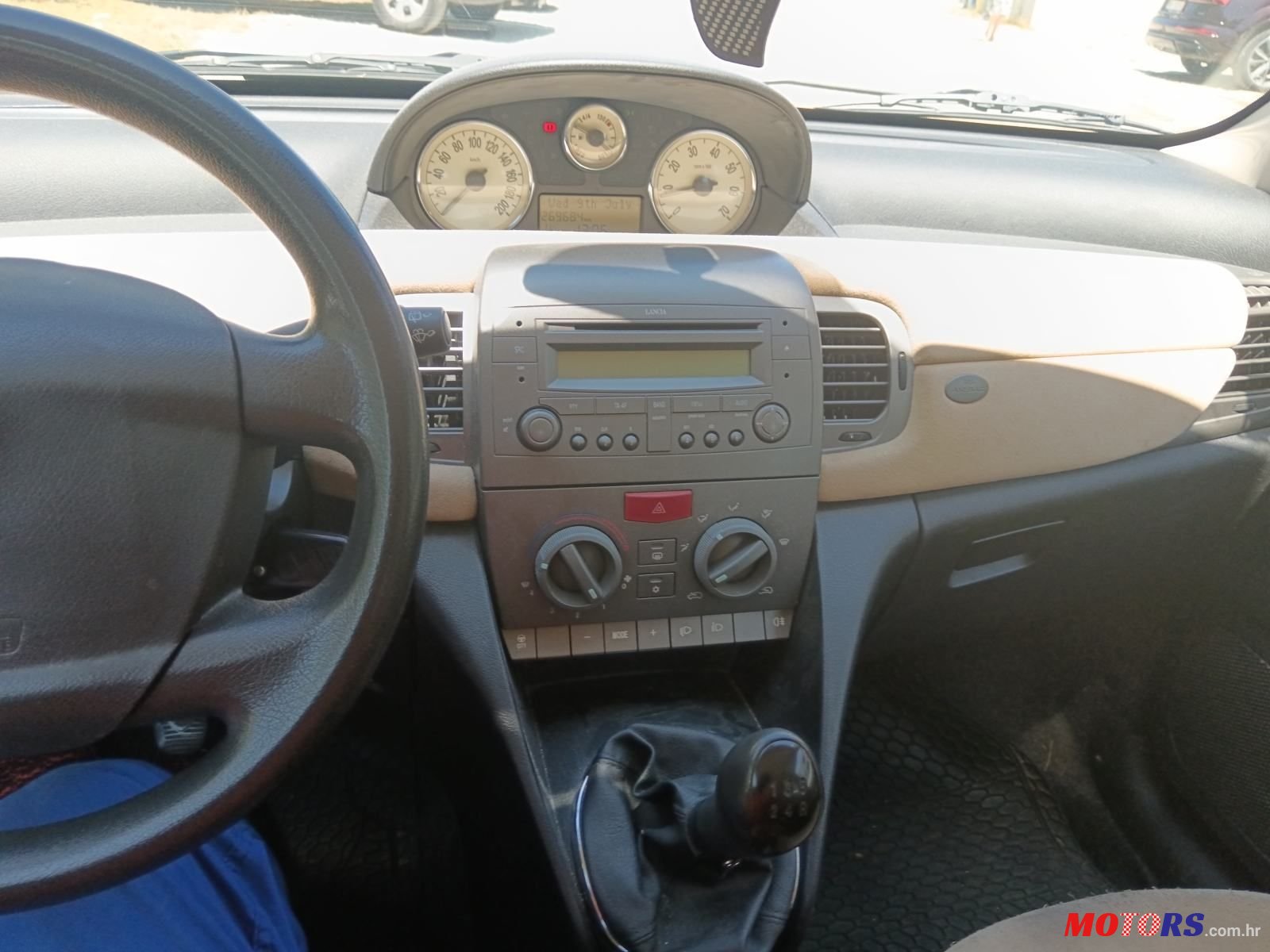 2004' Lancia Y photo #4