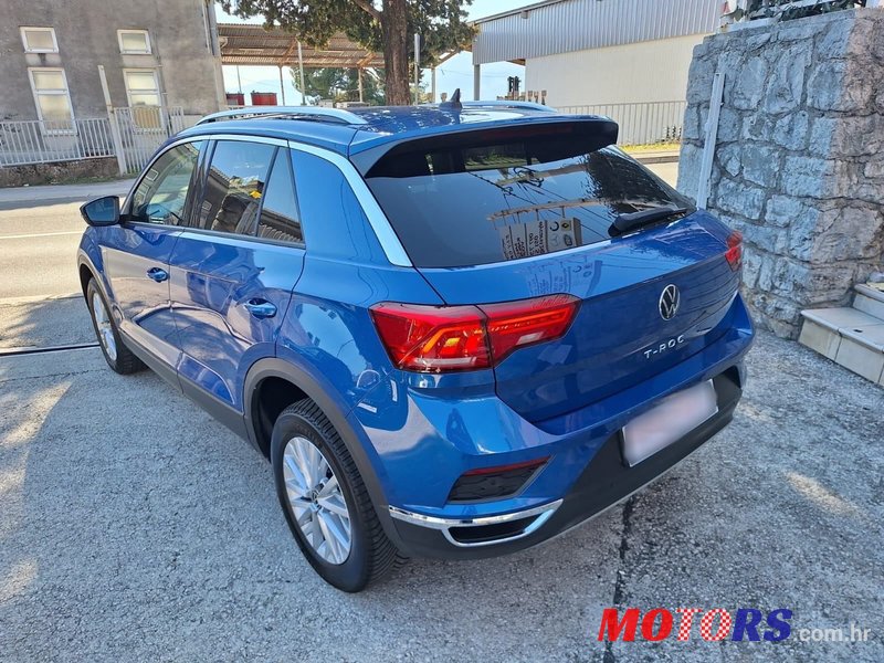 2021' Volkswagen T-Roc 2,0 Tdi photo #3