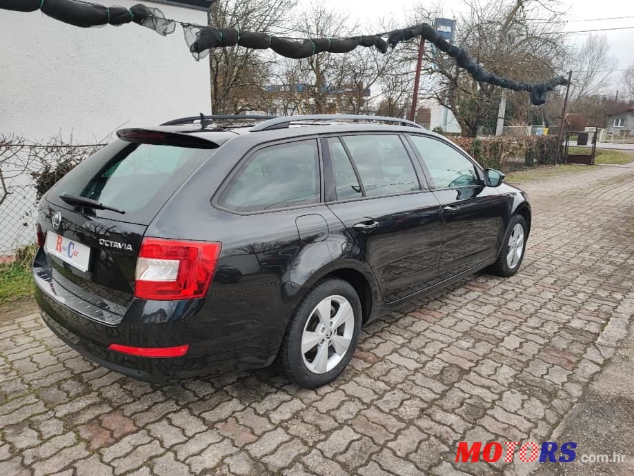 2014' Skoda Octavia Combi photo #4