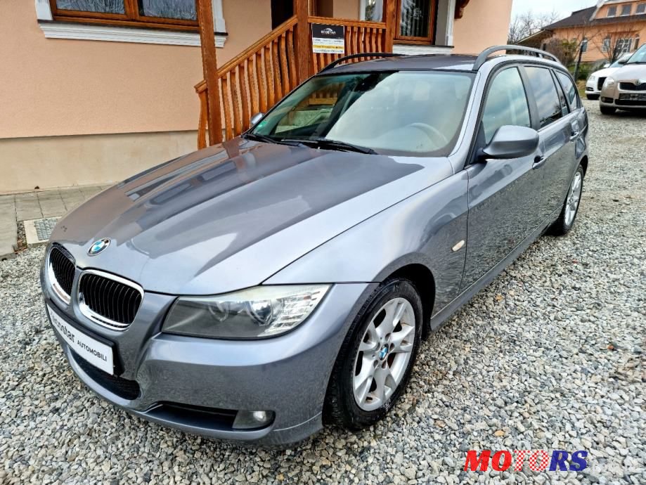 2010' BMW Serija 3 Touring 318D photo #2