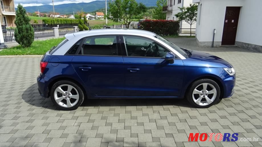 2015' Audi A1 1,4 Tdi photo #6