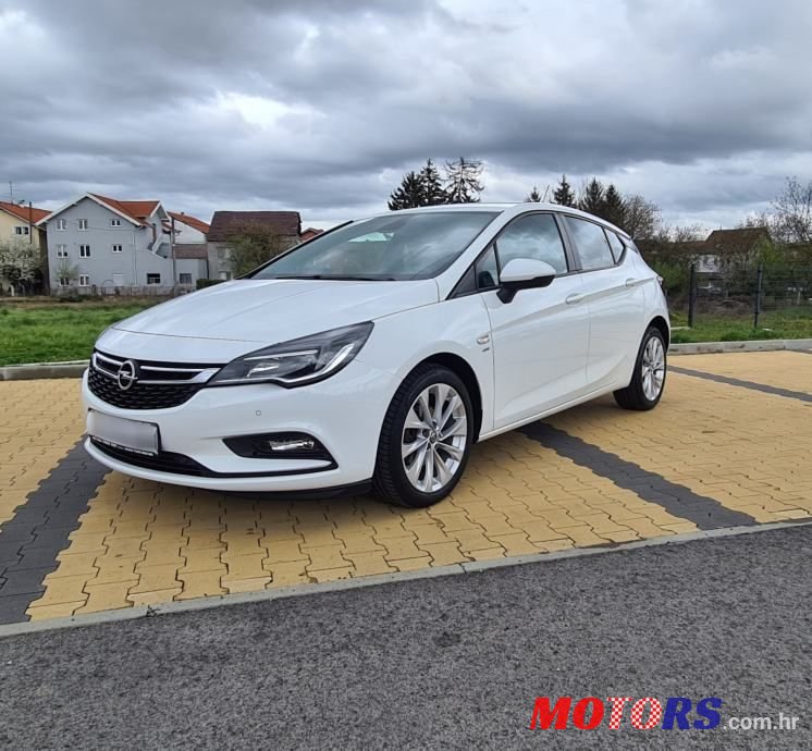 2019' Opel Astra 1,6 photo #3
