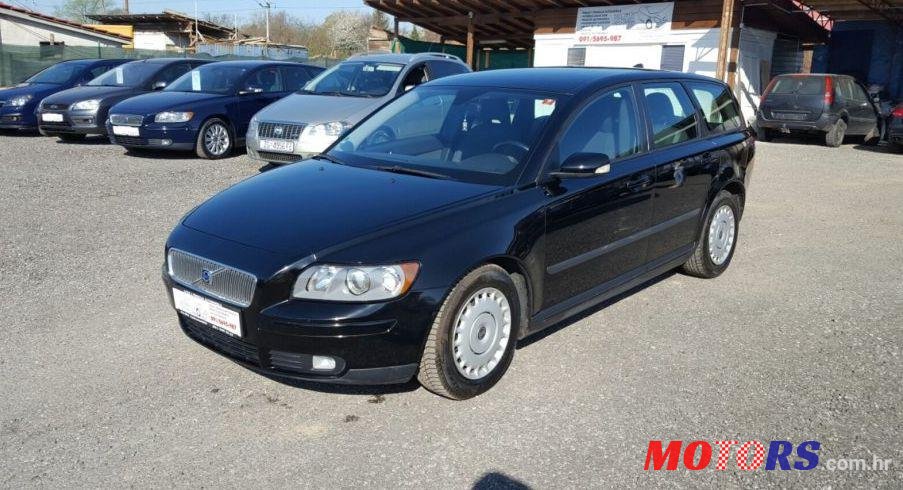 2005' Volvo V50 1,6 D photo #1