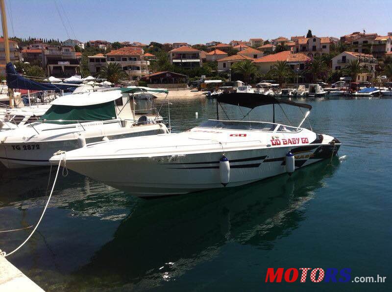 2000' Volvo photo #1