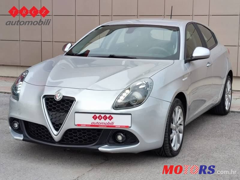 2018' Alfa Romeo Giulietta 1.6 Jtdm photo #1