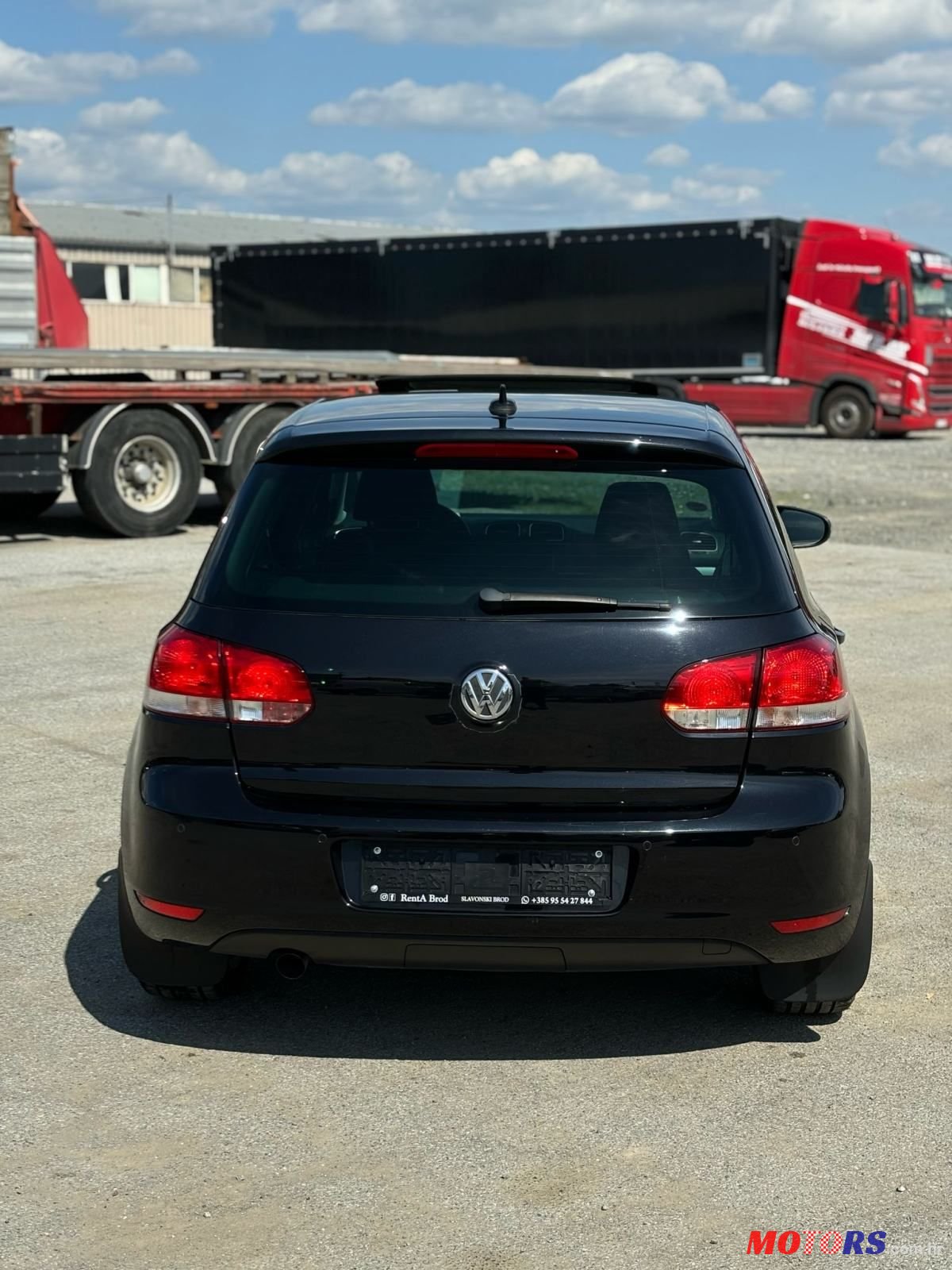 2011' Volkswagen Golf V 1,6 Tdi photo #4